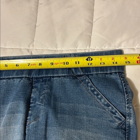 Jag Petite Gracie 7" Bermuda Jean Shorts Elastic Waist - Picture 6 of 8